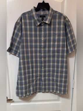Van Heusen Gray and Blue Plaid Short Sleeve Button-Down Shirt XXL . New